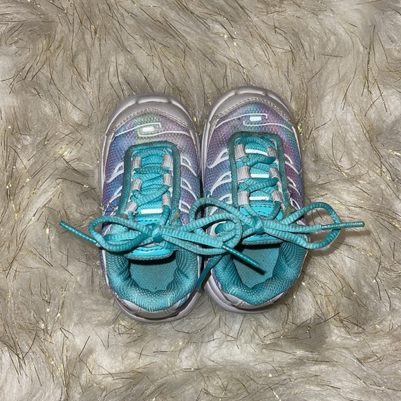 Nike | Unicorn | size 4c - Picture 8 of 10